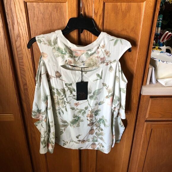 NWT Chaser Love Knit Long Sleeve Slit Dolman Pullover Floral Sweater Cream - M - Picture 12 of 13